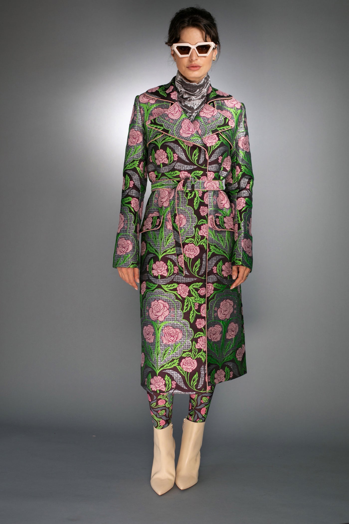 N-014B PINK ROSES-METALLIC JACQUARD COAT