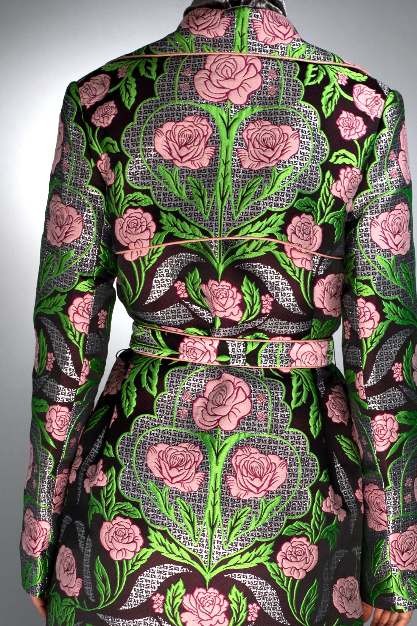 N-014B PINK ROSES-METALLIC JACQUARD COAT