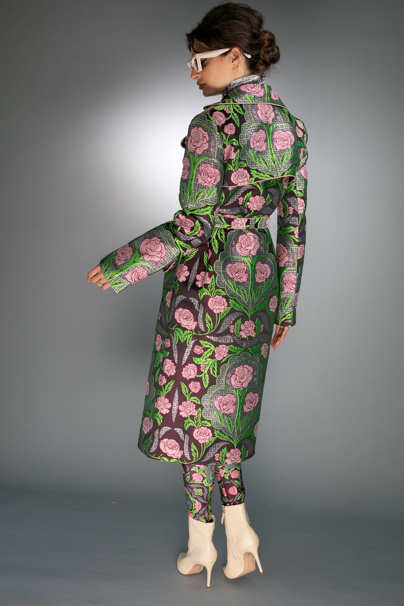 N-014B PINK ROSES-METALLIC JACQUARD COAT