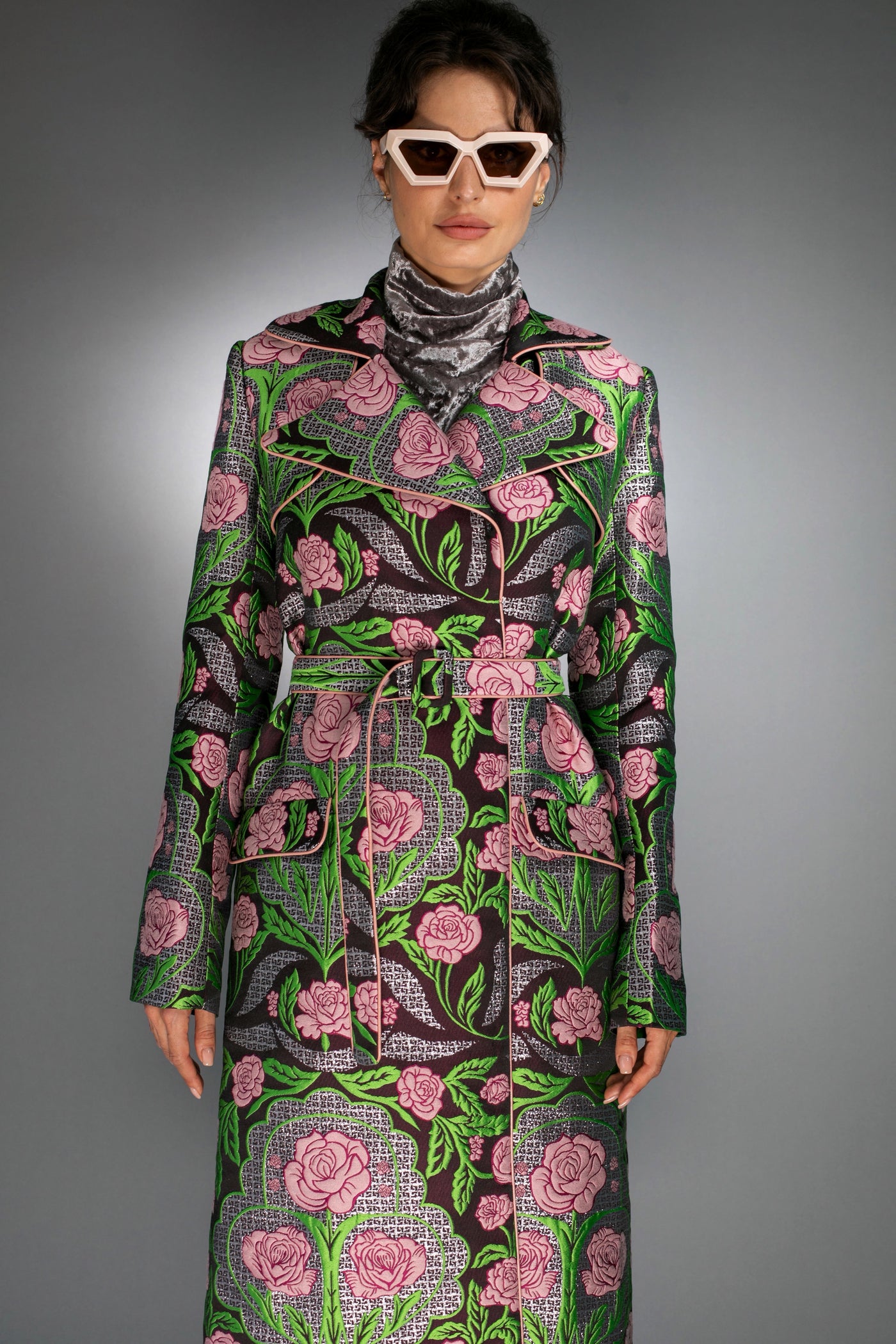 N-014B PINK ROSES-METALLIC JACQUARD COAT