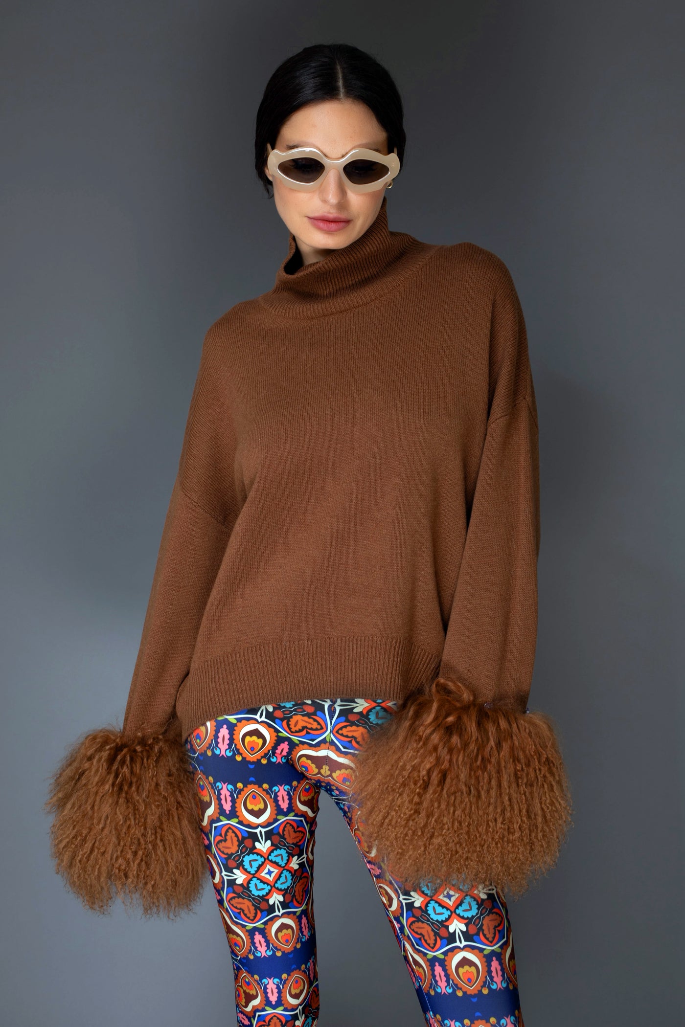 AW - Brown Chocolate Cashmere Sweater with Mongolian wool cuff