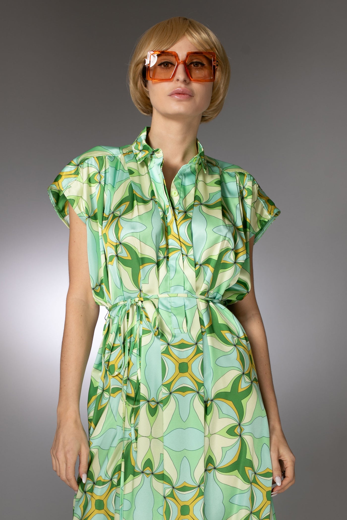 ST- Green Relaxed Fit Satin Printed Spread Collar Dress