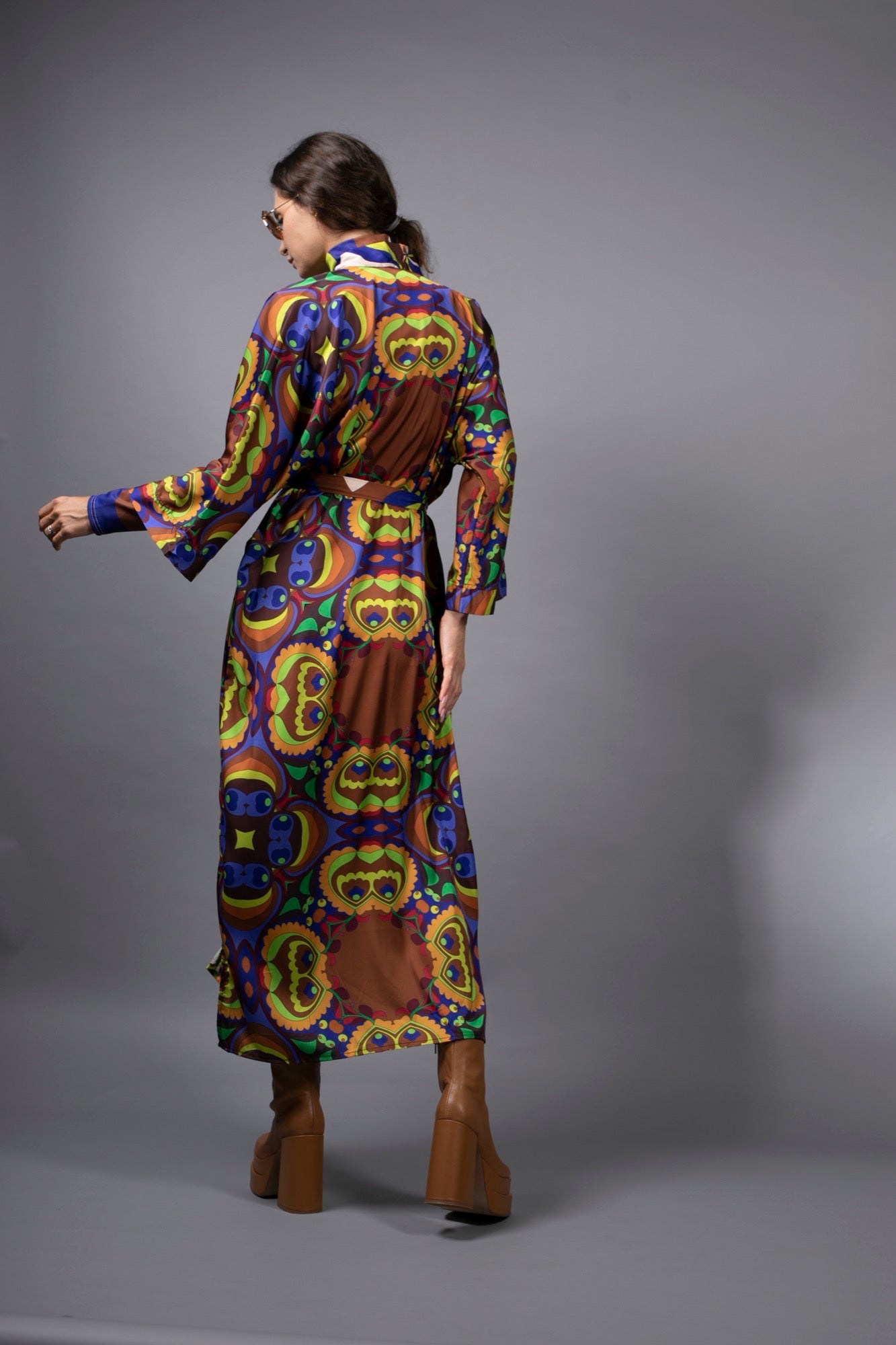 PSILOCYBIN BROWN/ BLUE-LONG SATIN KIMONO